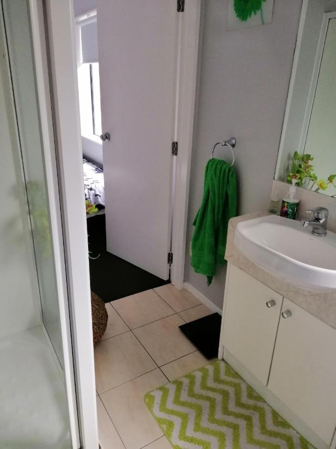Double Room With Shared Bathroom Όκλαντ Εξωτερικό φωτογραφία